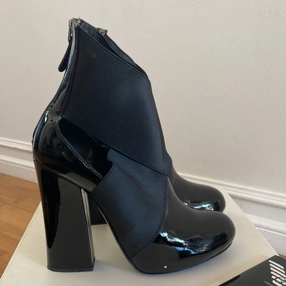 Emporio Armani black patent leather booties 38 - Picture 6 of 11
